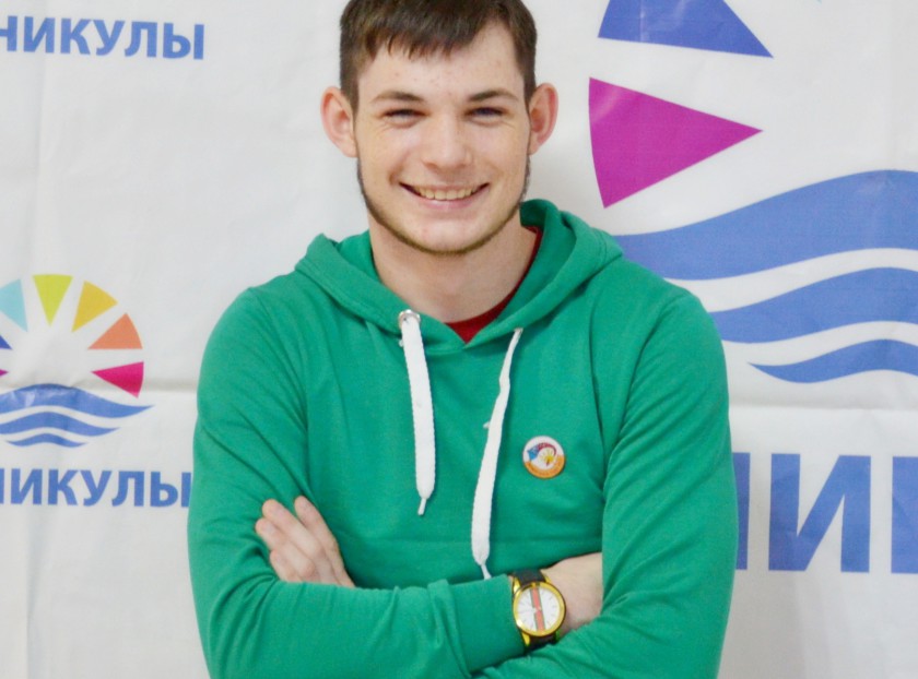 Михаил Кишкаренко (Маяк)